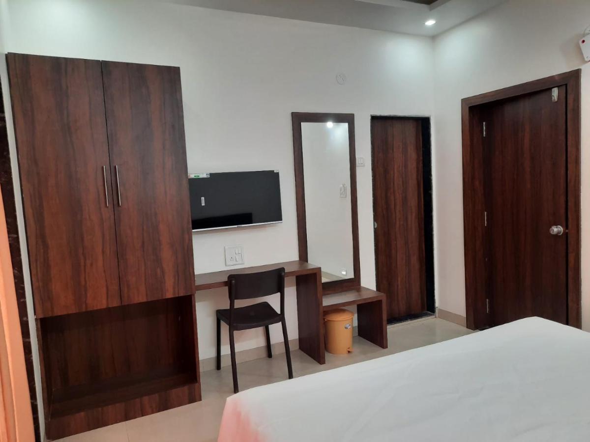 Raapan Beach Resort มัลวาน ภายนอก รูปภาพ