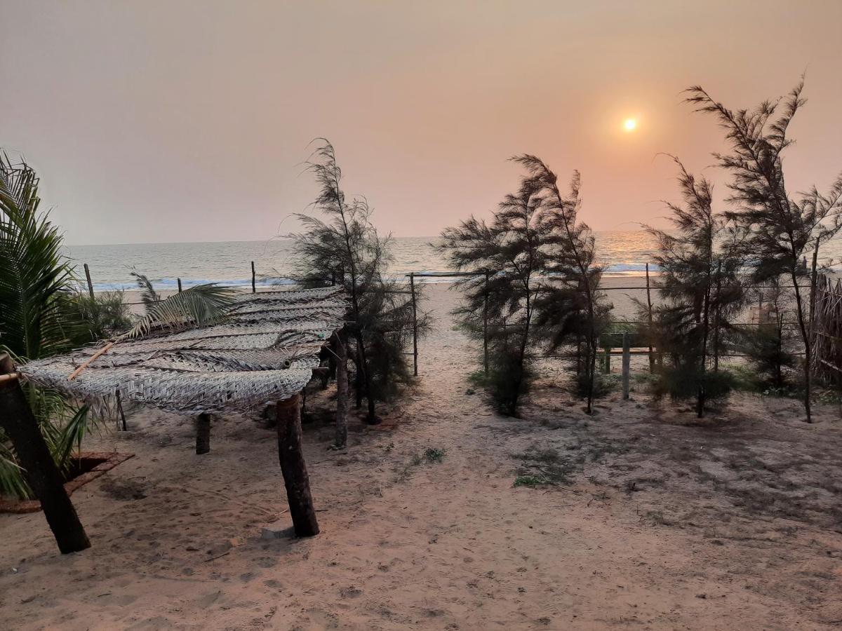 Raapan Beach Resort มัลวาน ภายนอก รูปภาพ